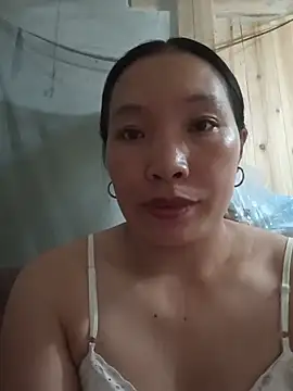 Evelyn-n online show from June 13, 2026, 1:31 pm