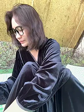 A-ZJunn online show from March 7, 2026, 7:49 am