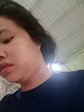 Pretty-haert online show from April 18, 2026, 11:38 pm