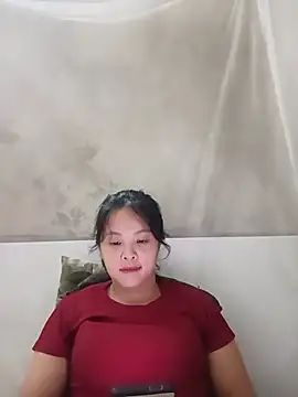 Snapshot of Pretty-haert chatting on July 16, 2026, 9:37 am Pretty-haert online show from July 16, 2026, 9:37 am