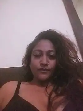 Snapshot of dusky_diva_d chatting on June 27, 2026, 4:45 pm dusky diva d online show from June 27, 2026, 4:45 pm