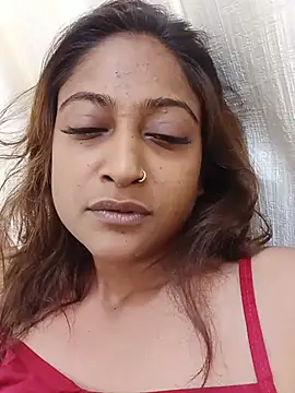 Snapshot of dusky_diva_d chatting on June 28, 2026, 8:37 pm dusky diva d online show from June 28, 2026, 8:37 pm
