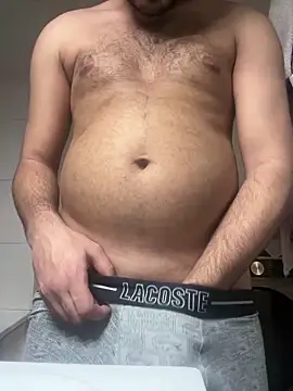 grosqueue3838 online show from December 19, 2025, 6:04 pm