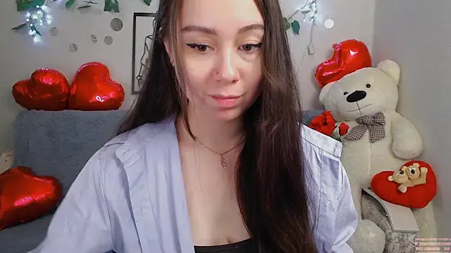 Snapshot of AlinaEleven chatting on May 28, 2026, 9:56 pm AlinaEleven online show from May 28, 2026, 9:56 pm