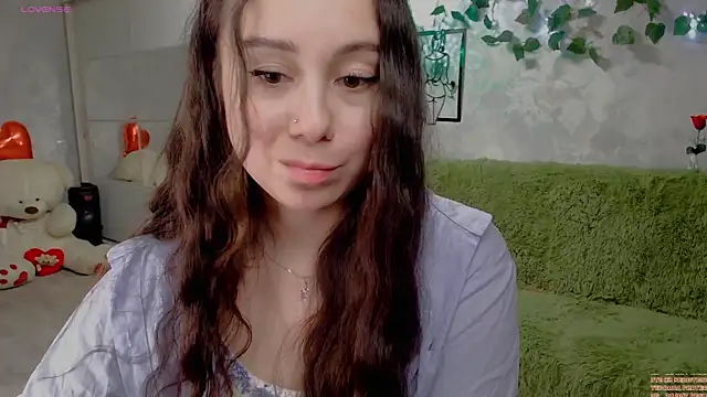 Snapshot of AlinaEleven chatting on June 18, 2026, 9:41 pm AlinaEleven online show from June 18, 2026, 9:41 pm
