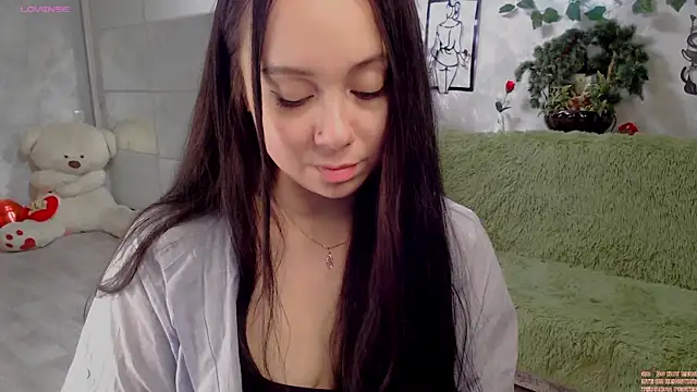 Snapshot of AlinaEleven chatting on August 1, 2026, 9:25 pm AlinaEleven online show from August 1, 2026, 9:25 pm