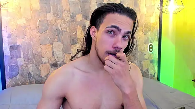 PatrickS25 online show from January 12, 2026, 3:45 am