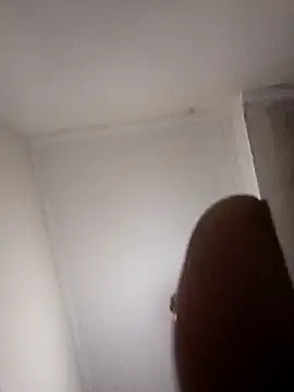 Snapshot of Leandro_5513 chatting on December 1, 2025, 5:12 am Leandro 5513 online show from December 1, 2025, 5:12 am