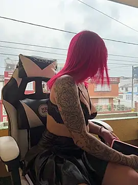 Scarlett firee online show from December 20, 2025, 5:09 pm