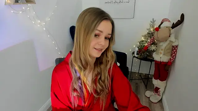 Snapshot of MidnighteAura chatting on January 9, 2026, 11:35 am MidnighteAura online show from January 9, 2026, 11:35 am