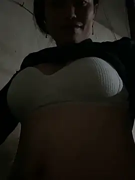 Snapshot of Lilik2 chatting on December 4, 2025, 8:50 pm Lilik2 online show from December 4, 2025, 8:50 pm