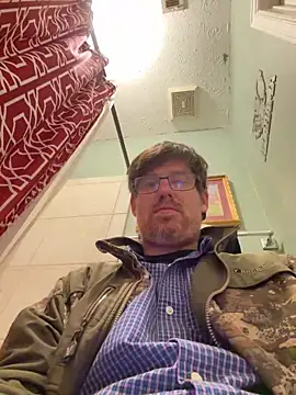 Snapshot of BamaBoi40AL chatting on January 18, 2026, 12:31 pm BamaBoi40AL online show from January 18, 2026, 12:31 pm