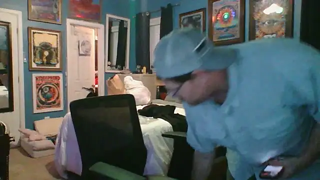 Snapshot of BamaBoi40AL chatting on April 8, 2026, 12:54 am BamaBoi40AL online show from April 8, 2026, 12:54 am