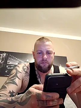 Snapshot of Chiemsee610 chatting on February 28, 2026, 11:17 pm Chiemsee610 online show from February 28, 2026, 11:17 pm