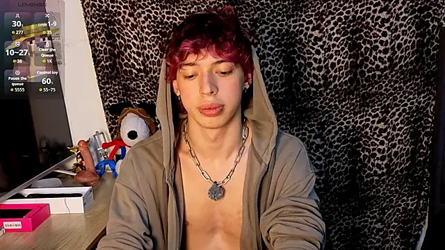 Snapshot of Otter_Starr chatting on February 6, 2026, 9:01 am Otter Starr online show from February 6, 2026, 9:01 am