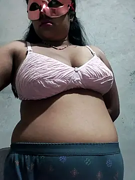 Curvy Chaaya online show from January 11, 2026, 4:28 am