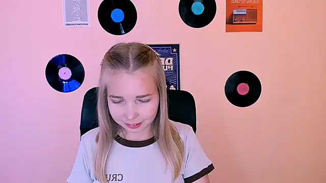 teya starling online show from June 13, 2026, 1:31 pm