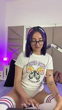 Dreammy Kitty online show from April 13, 2026, 1:38 pm