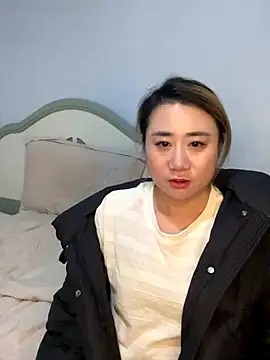 Snapshot of Lulu-521 chatting on December 3, 2025, 1:31 pm Lulu-521 online show from December 3, 2025, 1:31 pm