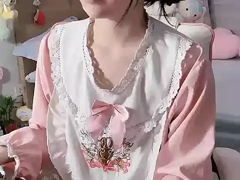 Yuyu-baobei online show from February 3, 2026, 6:57 pm