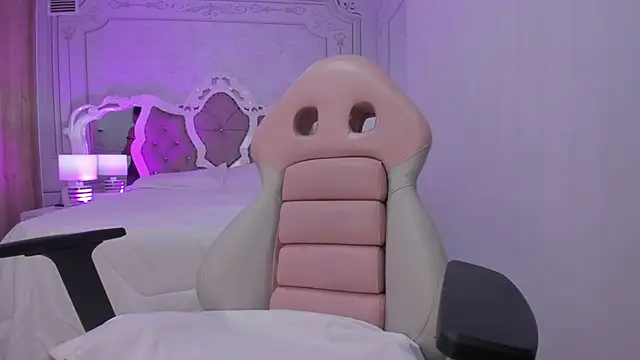 Miss dare online show from April 17, 2026, 10:18 am