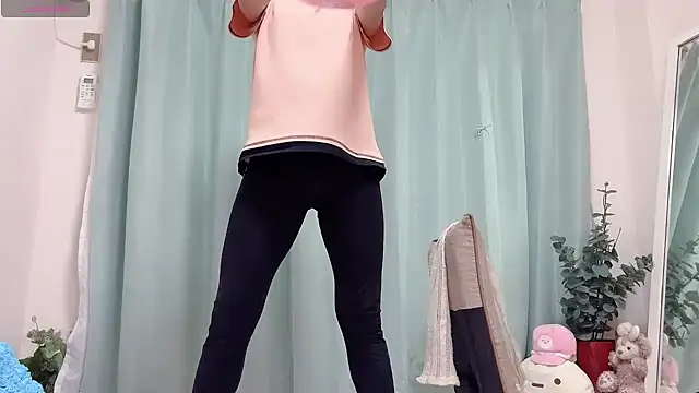 Snapshot of RURU-CHANN668 chatting on February 4, 2026, 2:50 am RURU-CHANN668 online show from February 4, 2026, 2:50 am