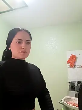 MisNicol online show from February 4, 2026, 9:53 pm