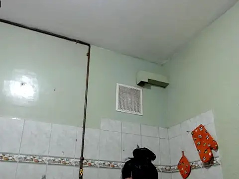 MisNicol online show from February 25, 2026, 2:16 pm