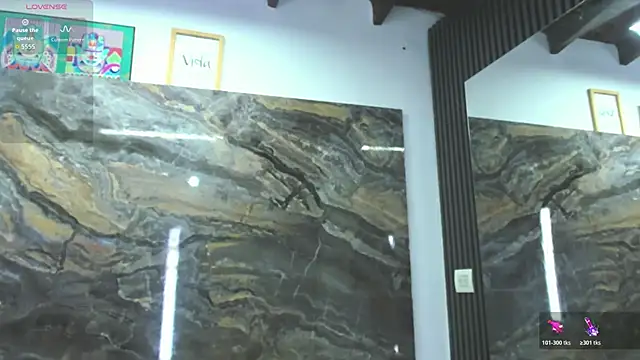 Evy connor online show from December 17, 2025, 11:27 am