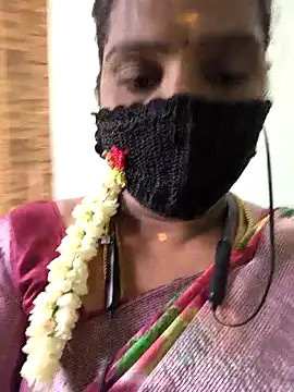 Snapshot of Tamil_Pallavi chatting on June 11, 2026, 5:05 am Tamil Pallavi online show from June 11, 2026, 5:05 am