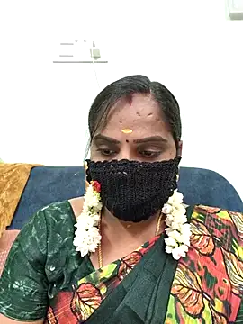 Snapshot of Tamil_Pallavi chatting on June 18, 2026, 5:50 pm Tamil Pallavi online show from June 18, 2026, 5:50 pm