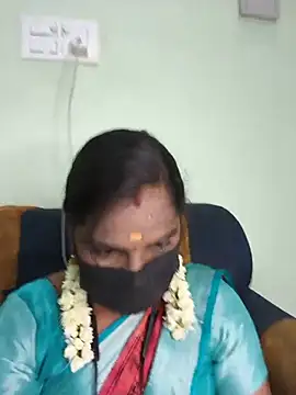 Snapshot of Tamil_Pallavi chatting on July 6, 2026, 4:53 pm Tamil Pallavi online show from July 6, 2026, 4:53 pm