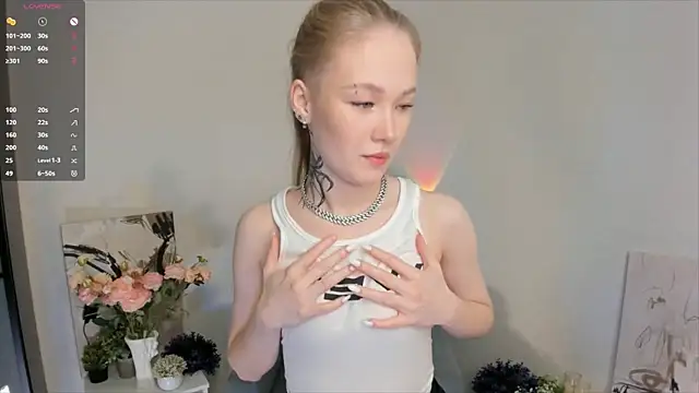 MaireLanda online show from February 15, 2026, 4:09 am