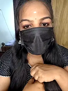 Snapshot of Tamil_Shara chatting on May 20, 2026, 9:15 am Tamil Shara online show from May 20, 2026, 9:15 am