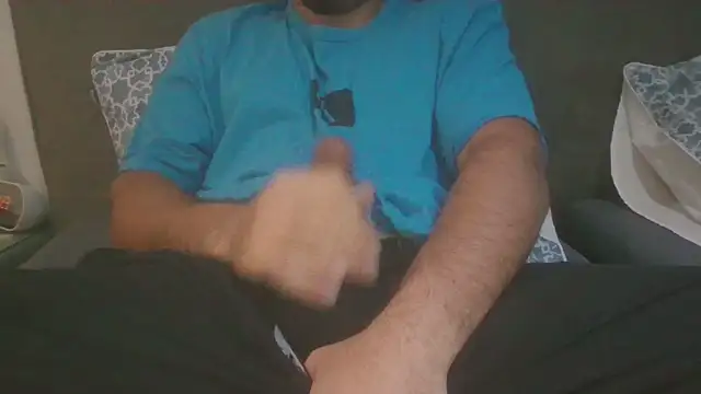 userre08 online show from December 18, 2025, 8:15 pm