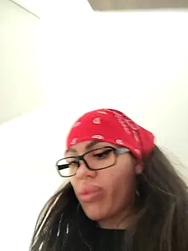 SiennaLuxexx online show from March 24, 2026, 10:09 am