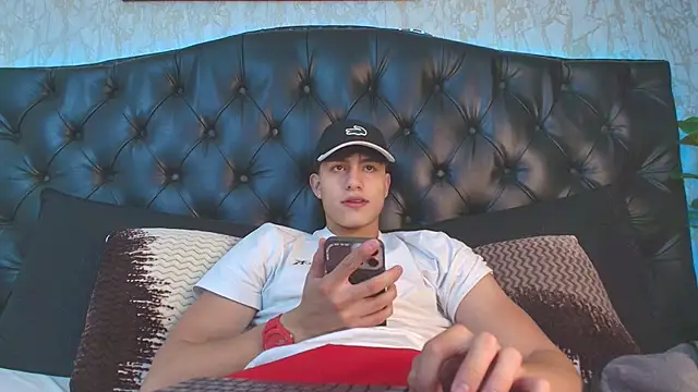 Snapshot of Lander_Cruz chatting on February 2, 2026, 7:12 pm Lander Cruz online show from February 2, 2026, 7:12 pm