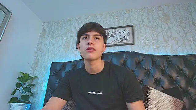 Snapshot of Lander_Cruz chatting on February 3, 2026, 7:52 pm Lander Cruz online show from February 3, 2026, 7:52 pm