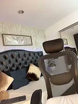 Snapshot of Lander_Cruz chatting on February 21, 2026, 7:15 pm Lander Cruz online show from February 21, 2026, 7:15 pm