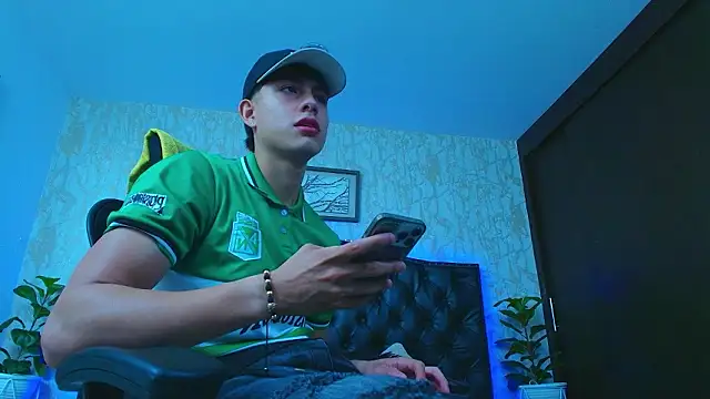 Snapshot of Lander_Cruz chatting on March 4, 2026, 5:41 pm Lander Cruz online show from March 4, 2026, 5:41 pm