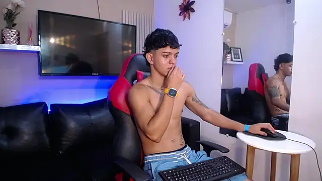 noah cole  online show from December 19, 2025, 12:17 am