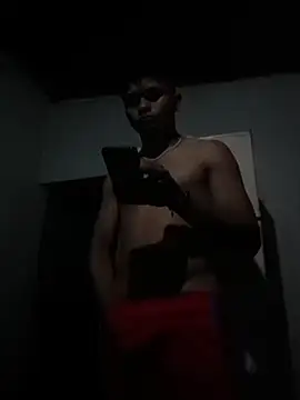 youngboypiss online show from December 20, 2025, 7:26 am