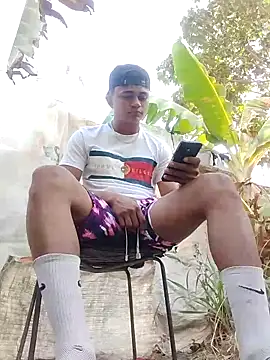 youngboypiss online show from February 28, 2026, 11:44 am