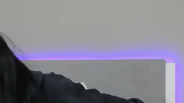 RachaelMils online show from March 9, 2026, 3:54 am