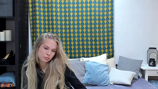 Wh1teAngelx online show from December 2, 2025, 7:47 am