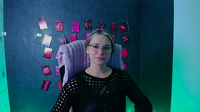 Snapshot of Melodie_Aster chatting on January 13, 2026, 12:21 pm Melodie Aster online show from January 13, 2026, 12:21 pm