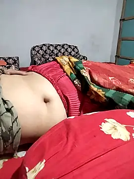 hottyrose69 online show from April 7, 2026, 6:41 pm