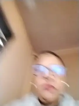 Snapshot of Carameloswing1 chatting on December 18, 2025, 11:49 am Carameloswing1 online show from December 18, 2025, 11:49 am