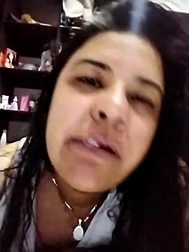 Snapshot of Carameloswing1 chatting on December 19, 2025, 11:34 pm Carameloswing1 online show from December 19, 2025, 11:34 pm