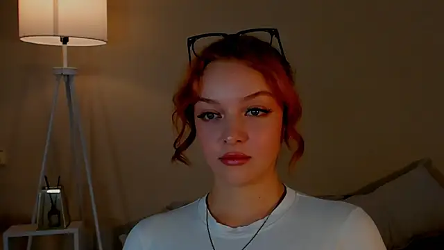 JaneenCrumley online show from December 4, 2025, 6:44 am